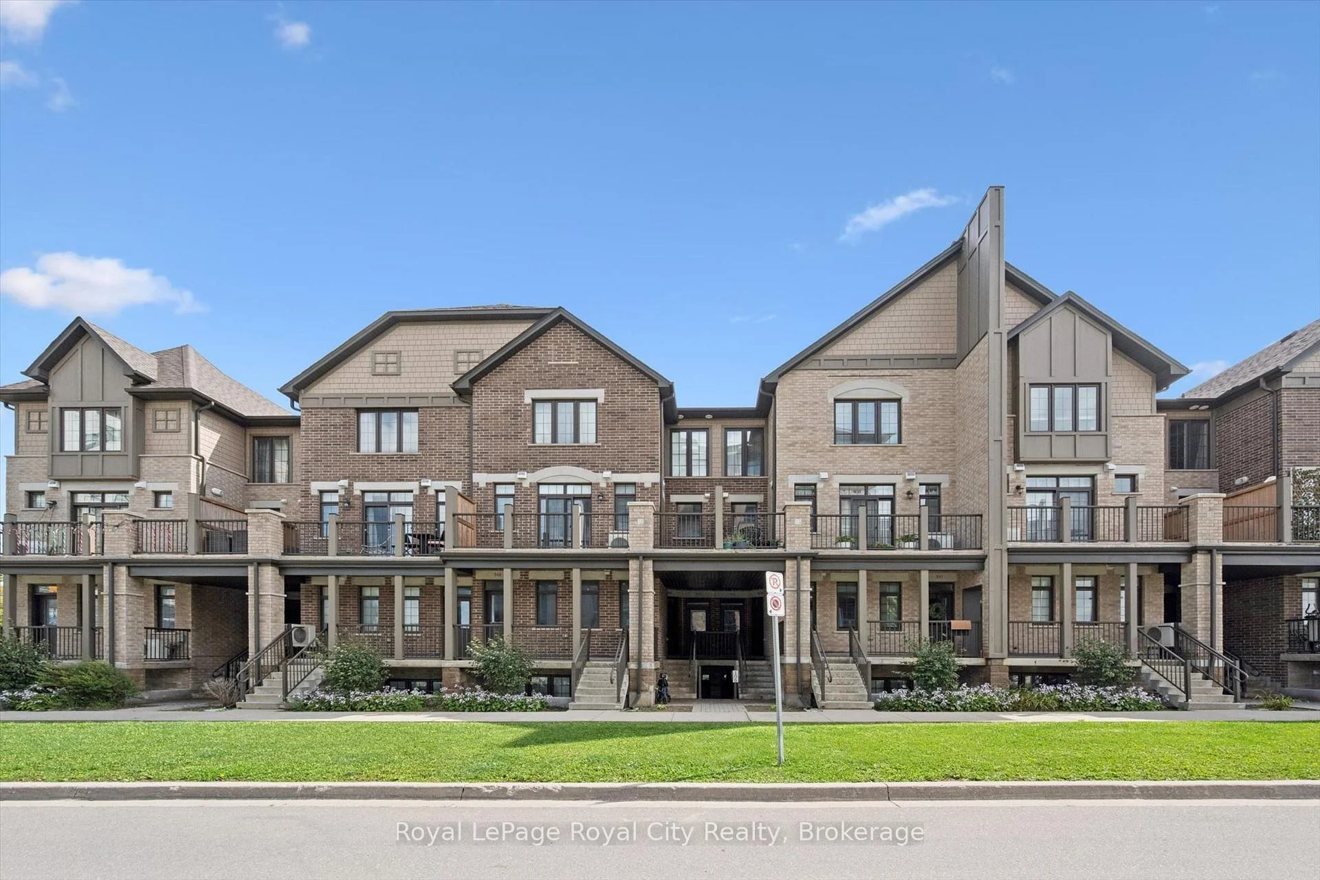 Photo 1 of Unit 207, 333 Gosling Gardens, Guelph, Clairfields/Hanlon Business Park — HOMEH