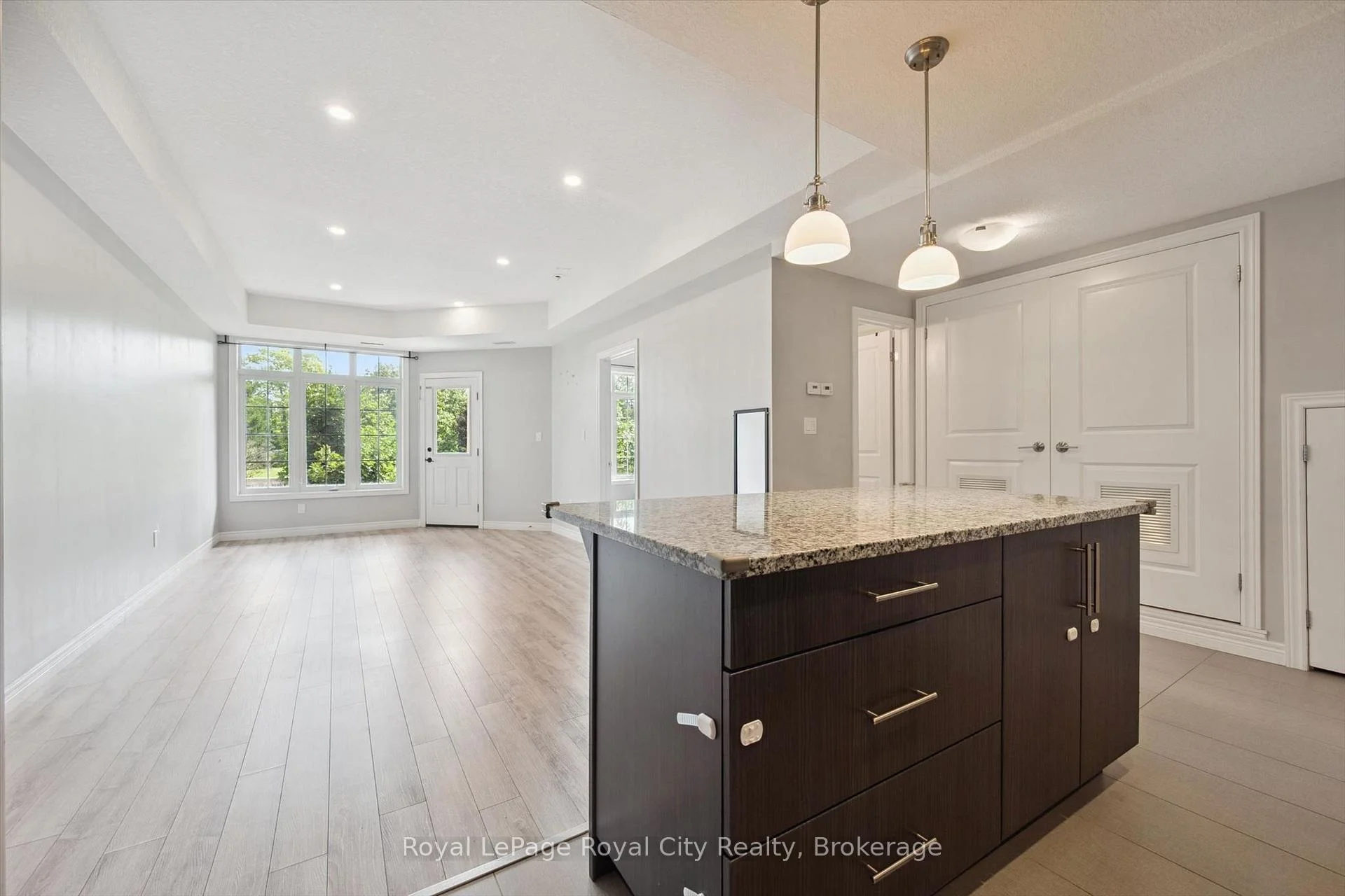 Photo 46 of Unit 207, 333 Gosling Gardens, Guelph, Clairfields/Hanlon Business Park — HOMEH