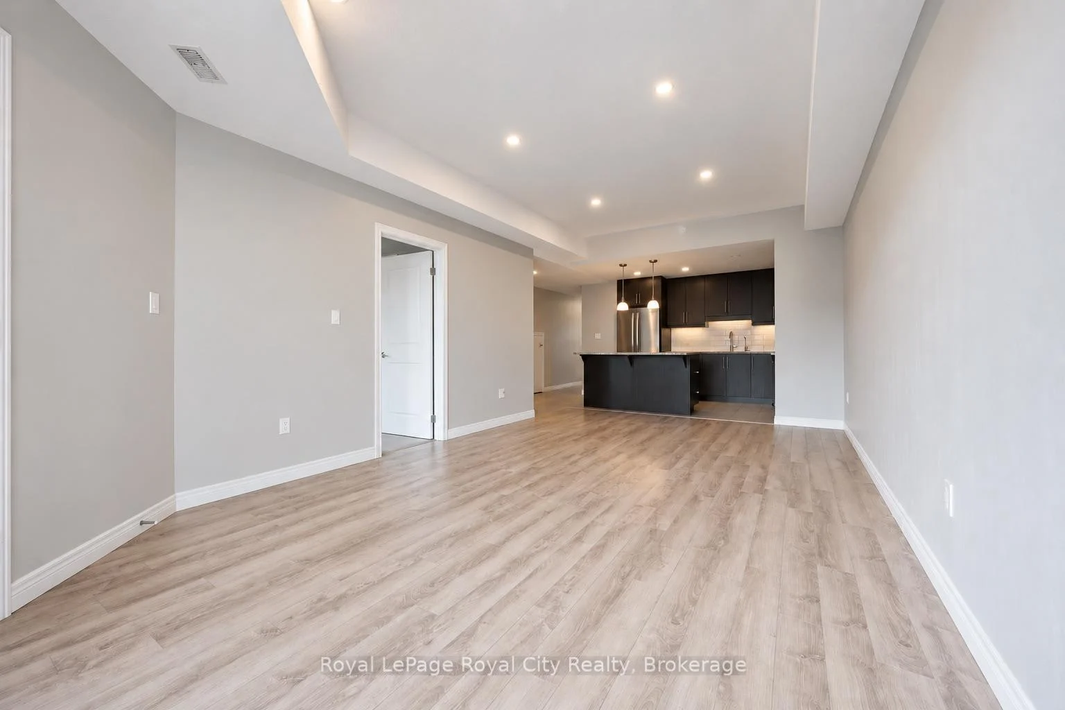 Photo 44 of Unit 207, 333 Gosling Gardens, Guelph, Clairfields/Hanlon Business Park — HOMEH