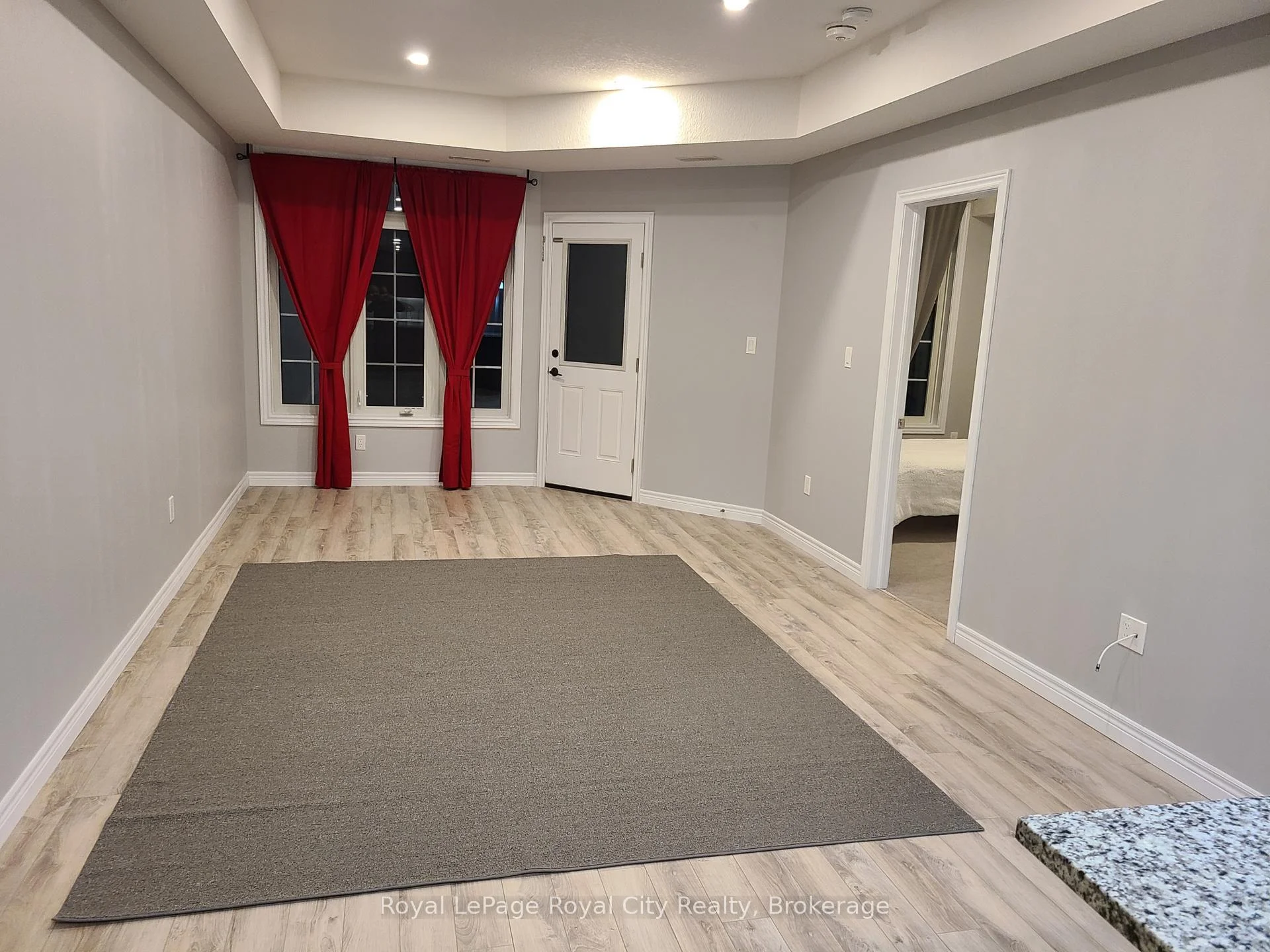 Photo 11 of Unit 207, 333 Gosling Gardens, Guelph, Clairfields/Hanlon Business Park — HOMEH