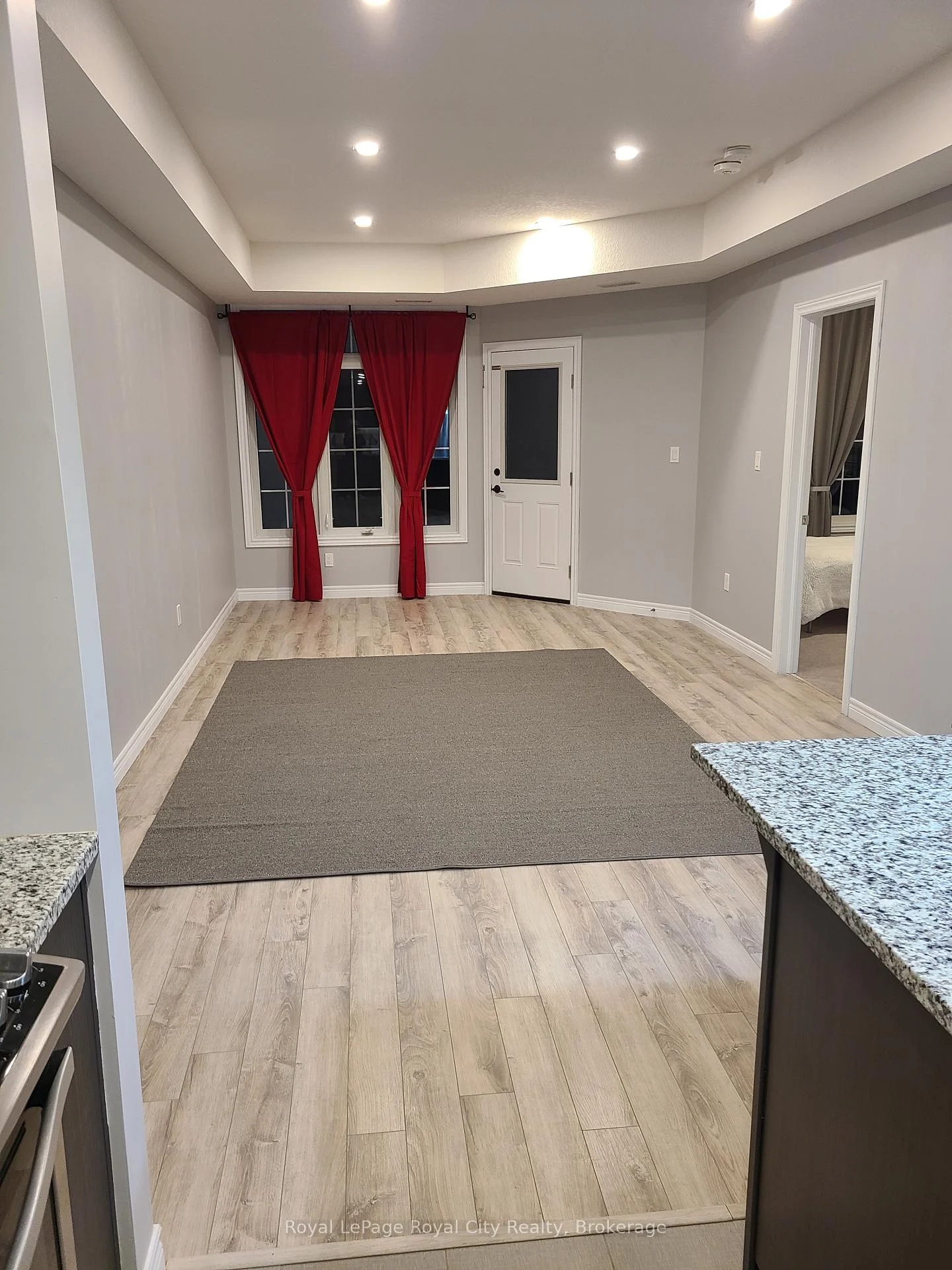 Photo 13 of Unit 207, 333 Gosling Gardens, Guelph, Clairfields/Hanlon Business Park — HOMEH