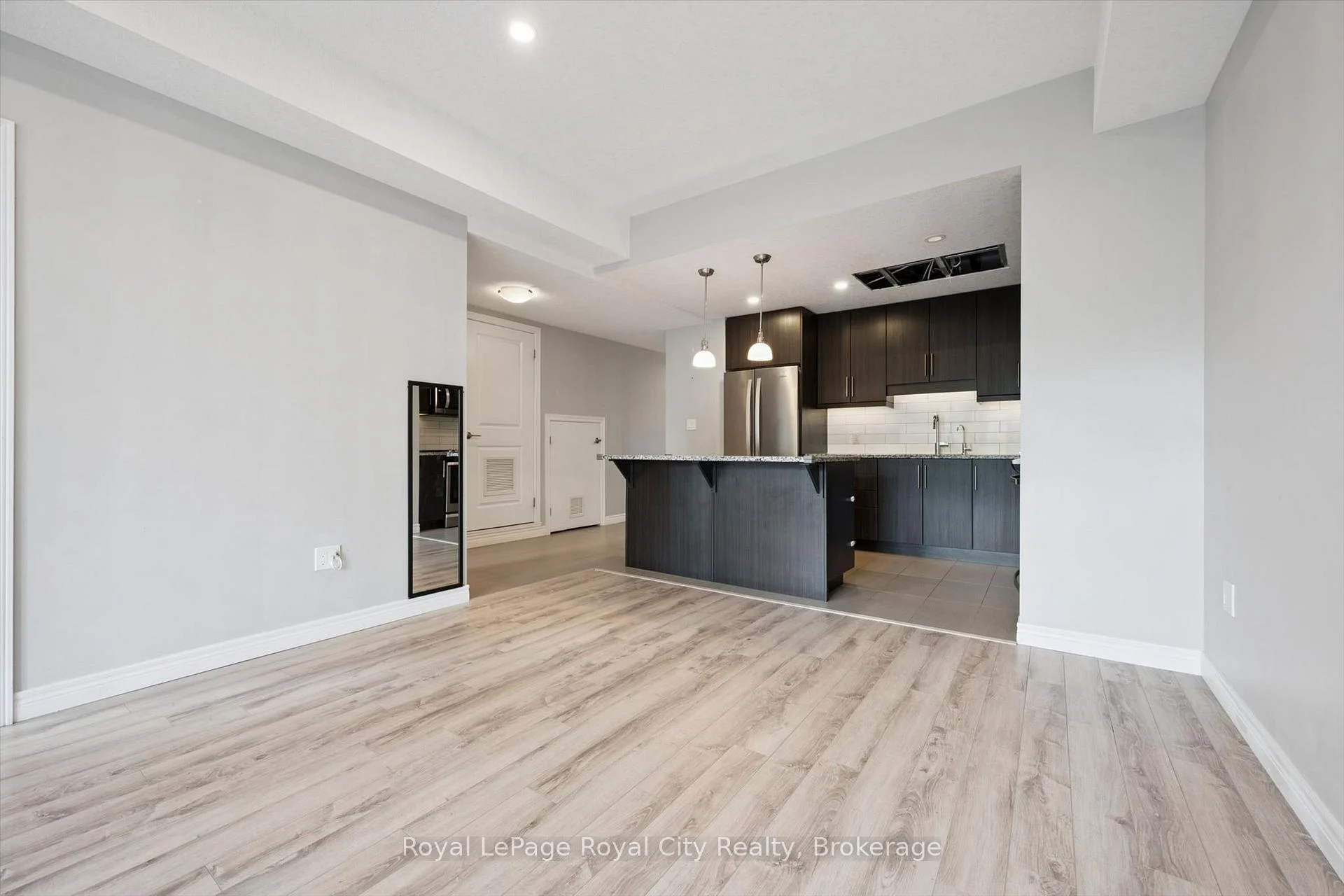 Photo 34 of Unit 207, 333 Gosling Gardens, Guelph, Clairfields/Hanlon Business Park — HOMEH