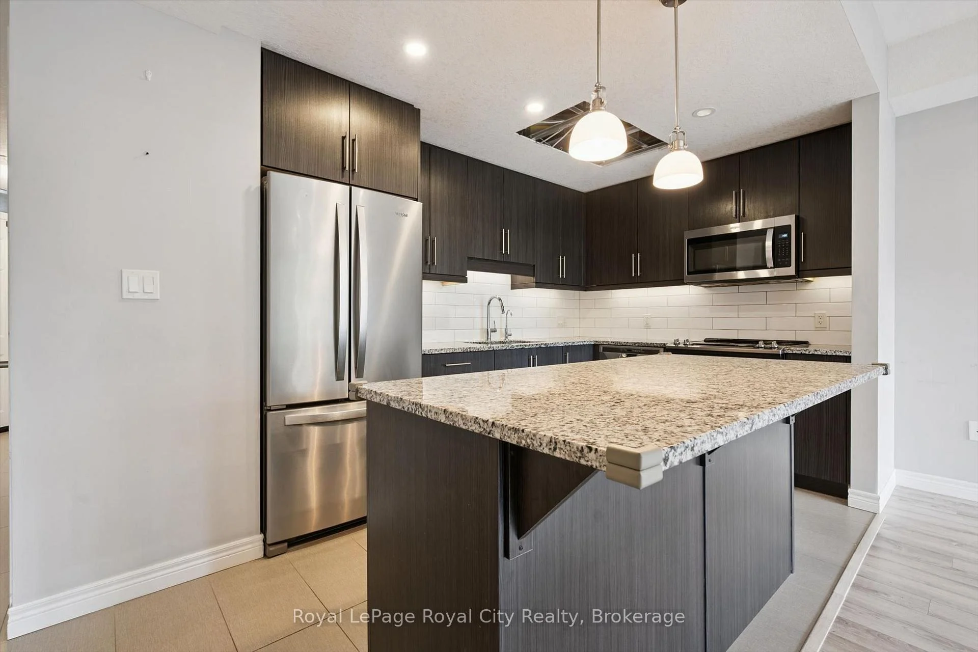 Photo 41 of Unit 207, 333 Gosling Gardens, Guelph, Clairfields/Hanlon Business Park — HOMEH