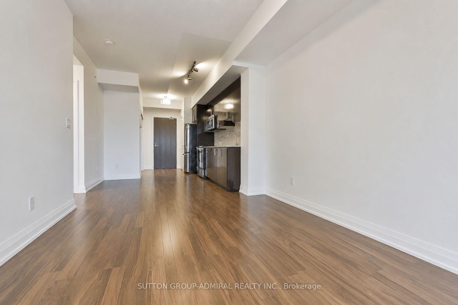 Photo 15 of Unit 405, 7171 Yonge Street, Markham, Grandview — HOMEH