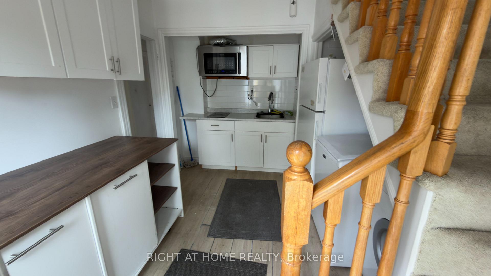 Photo 24 of 21 Mitre Place, Etobicoke, Kingsview Village-The Westway — HOMEH