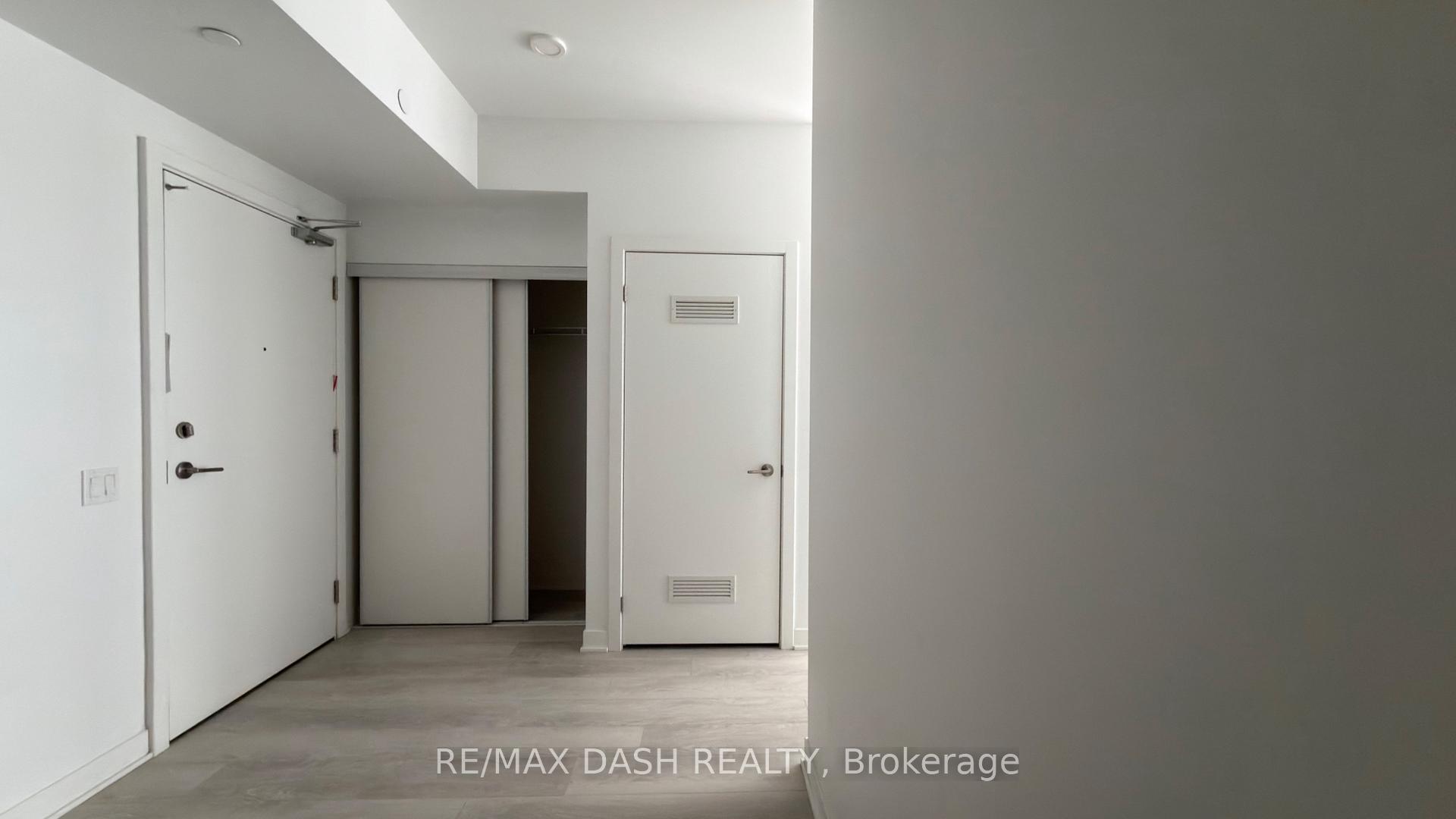 Photo 10 of Unit 1113, 6 Flavelle Trail, Vaughan, Steeles West Industrial — HOMEH