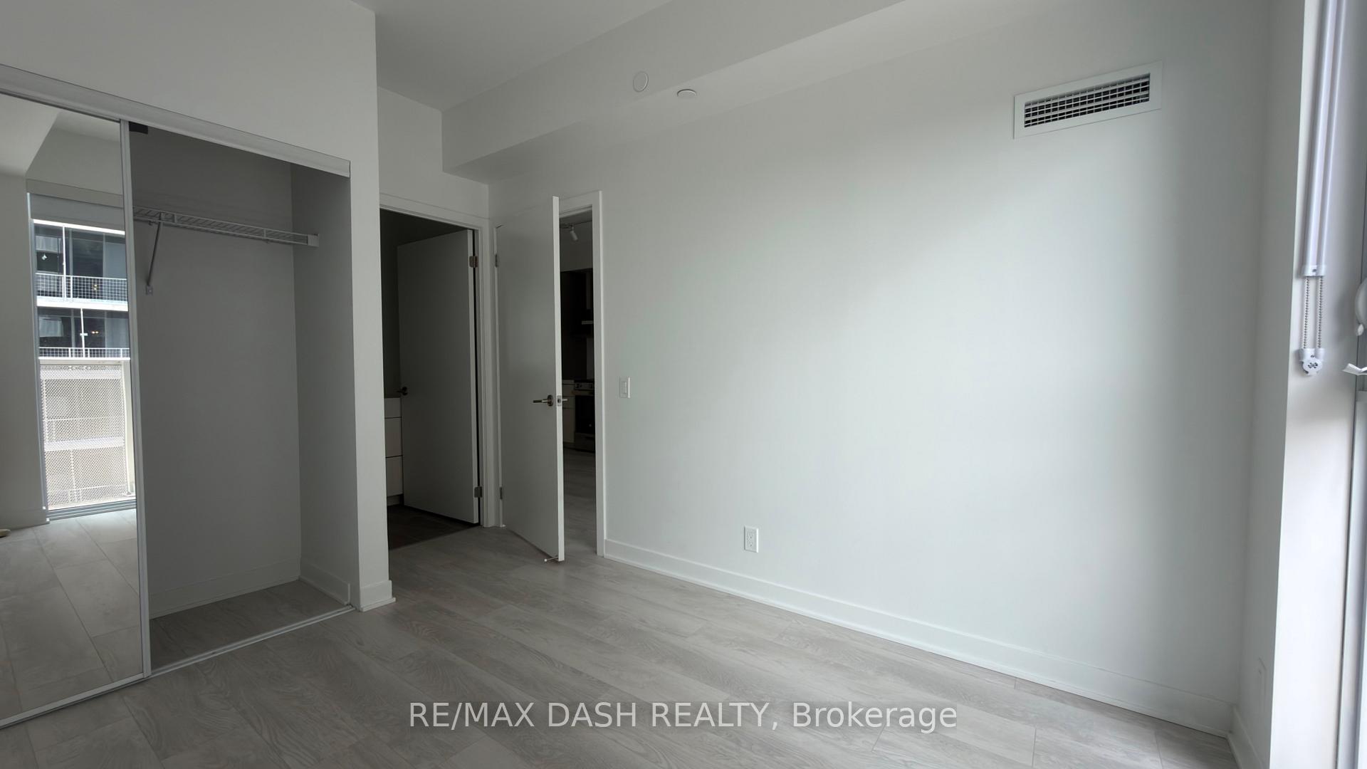 Photo 20 of Unit 1113, 6 Flavelle Trail, Vaughan, Steeles West Industrial — HOMEH