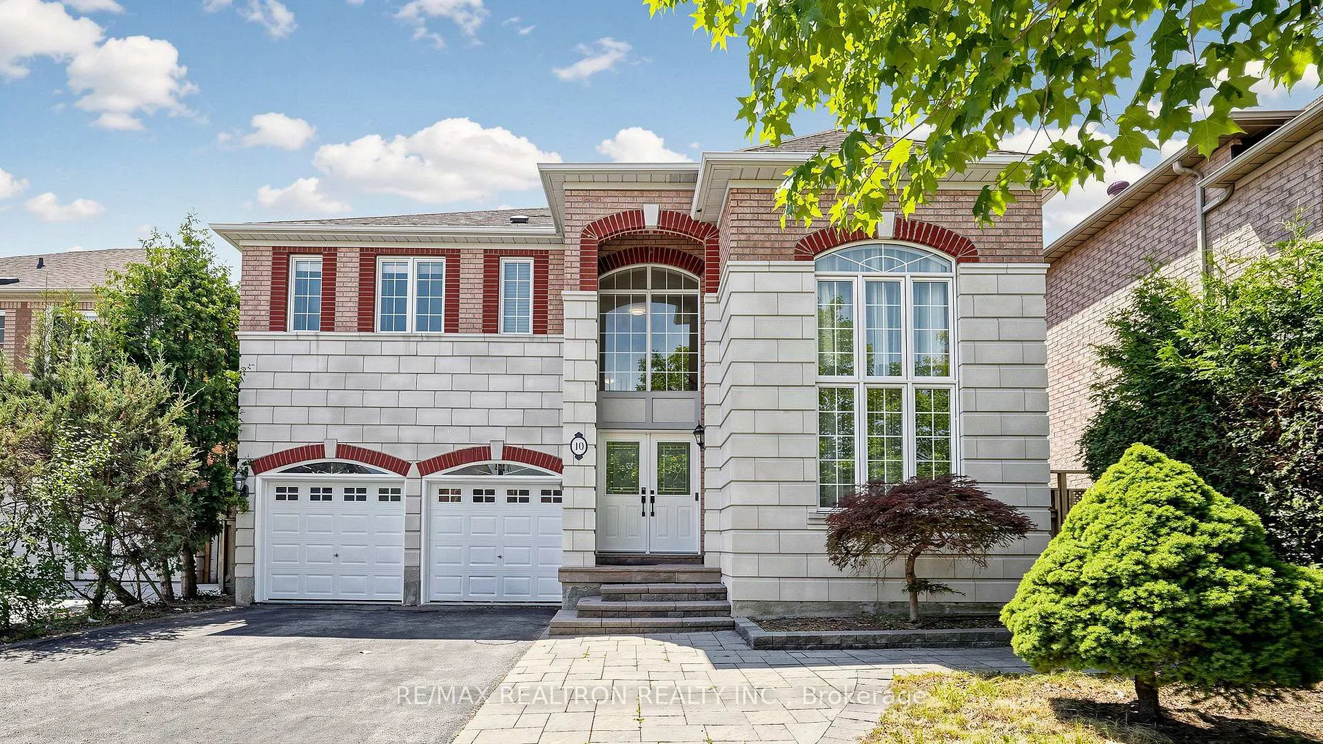 Front of 10 Fountain Court