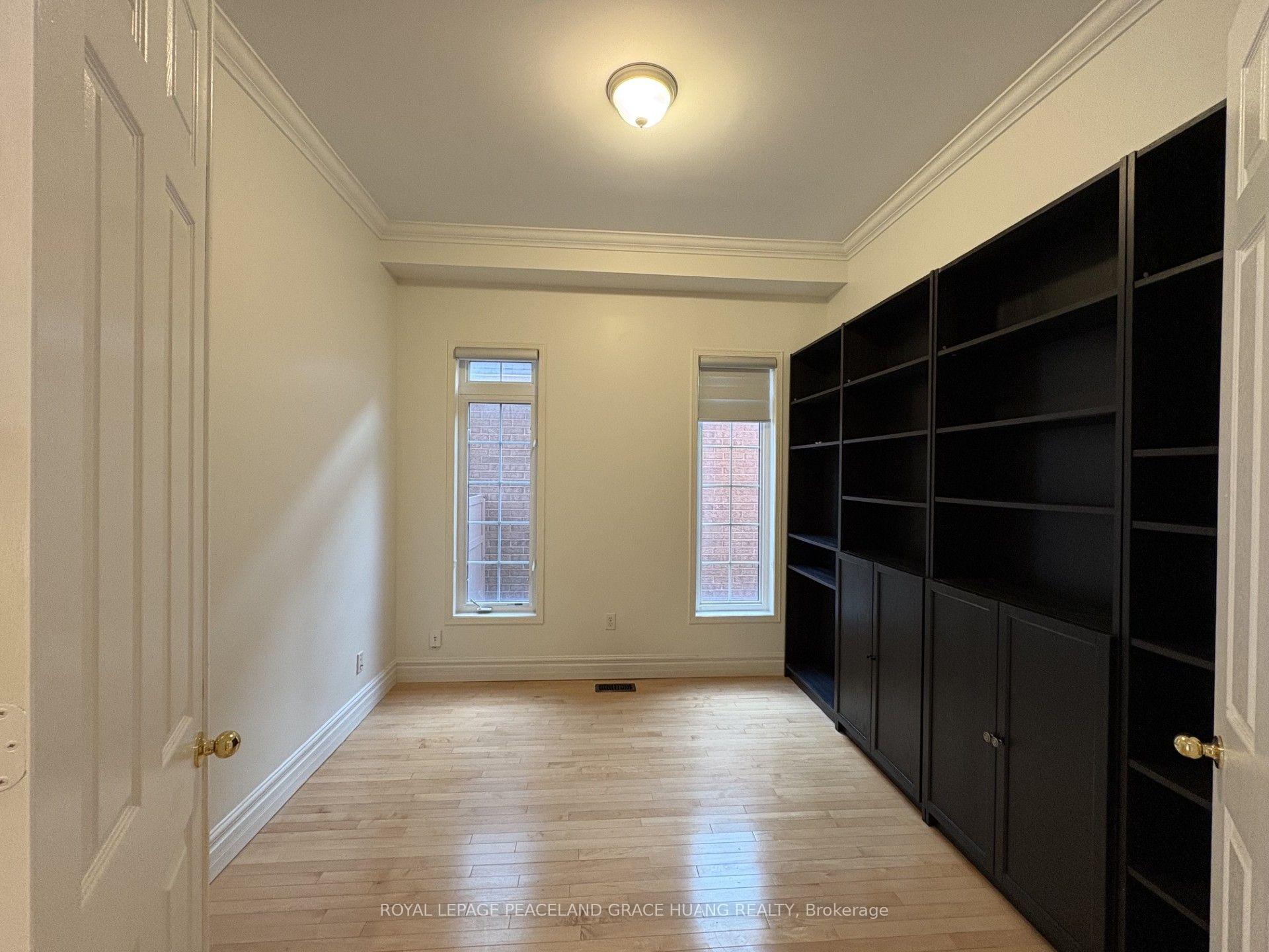 Photo 5 of 3 Tarmack Drive, Richmond Hill, Jefferson — HOMEH