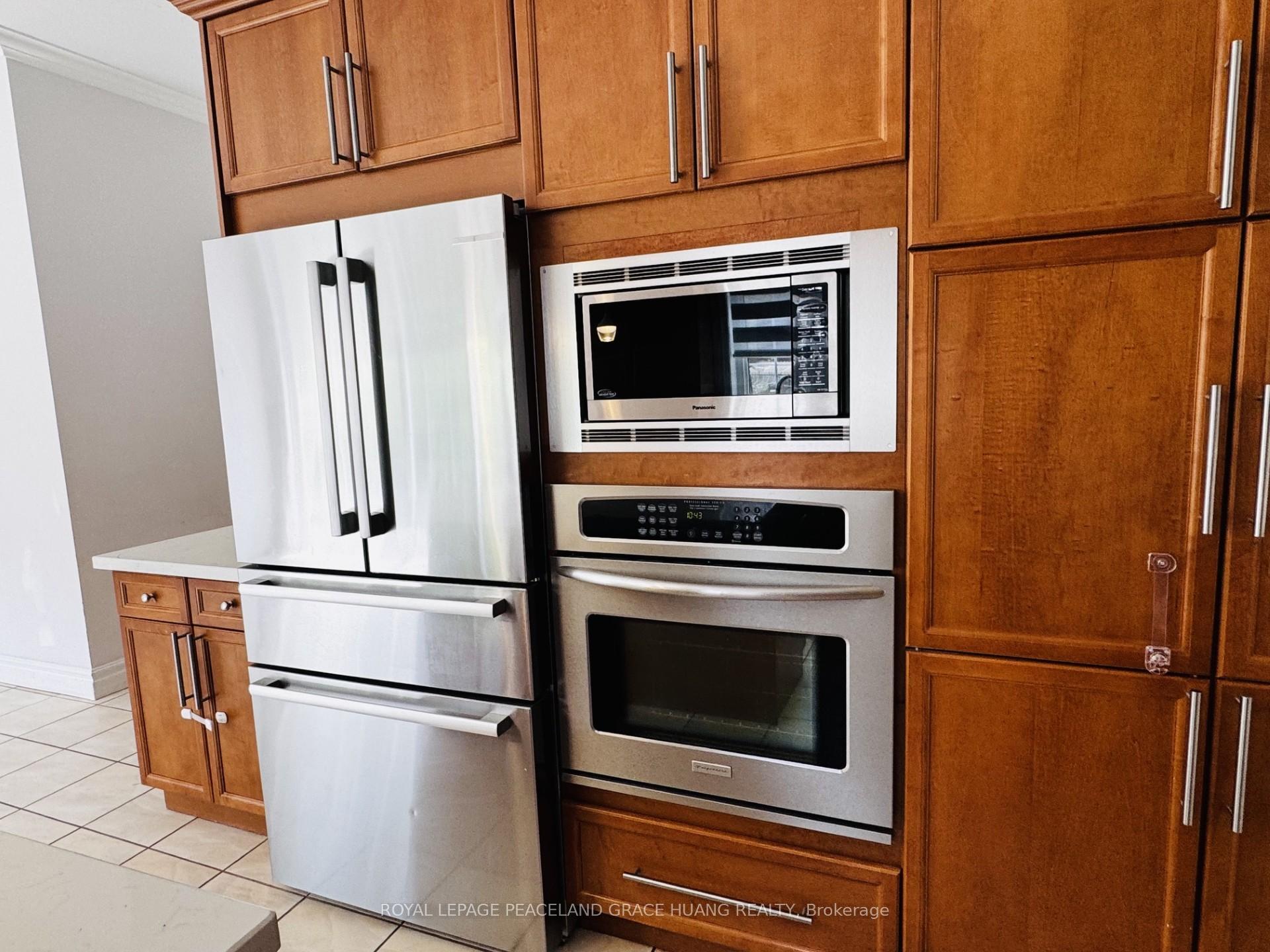 Photo 13 of 3 Tarmack Drive, Richmond Hill, Jefferson — HOMEH