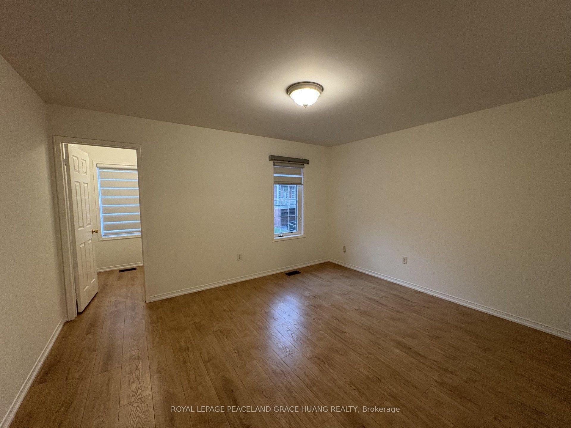 Photo 21 of 3 Tarmack Drive, Richmond Hill, Jefferson — HOMEH