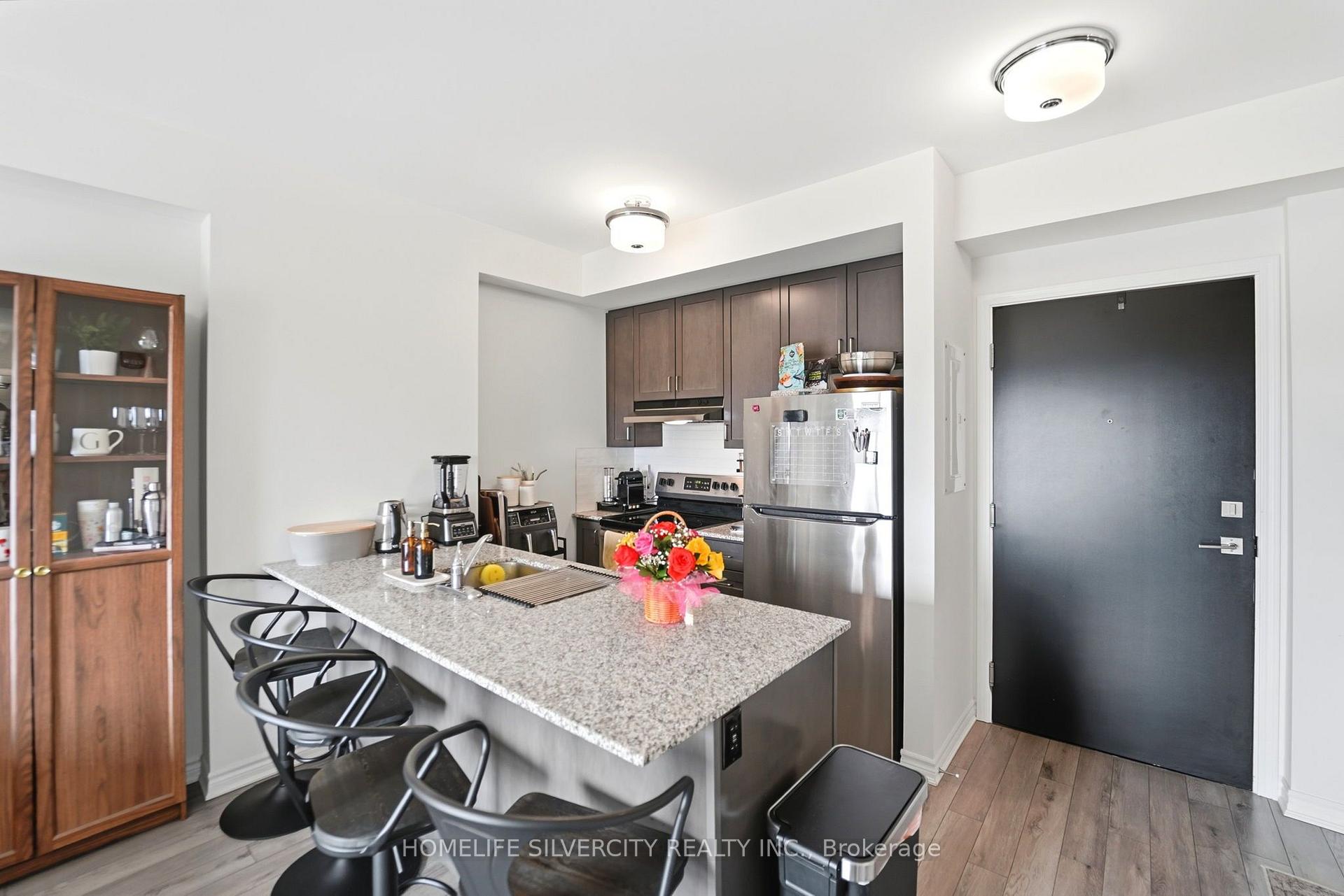Photo 5 of Unit 604, 200 Lagerfield Drive, Brampton, Northwest Brampton — HOMEH