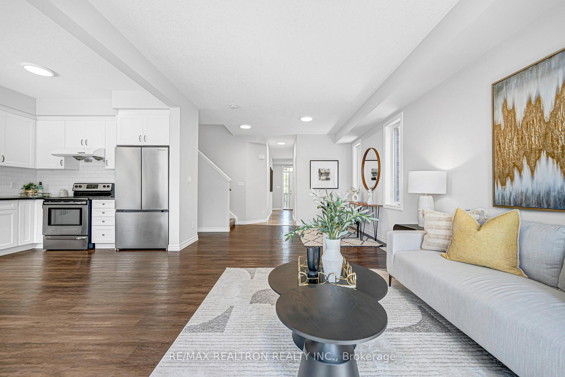 Photo 16 of 439 Avens Street, Waterloo, Columbia Forest/Clair Hills — HOMEH