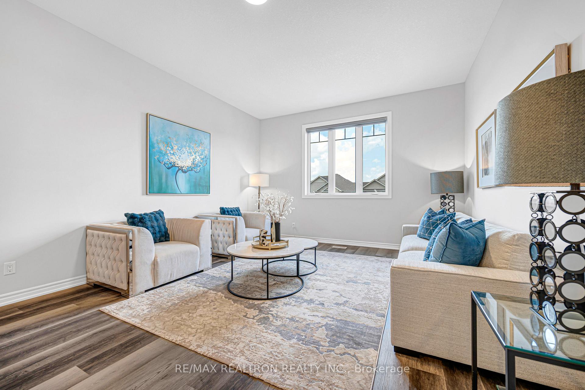 Photo 20 of 439 Avens Street, Waterloo, Columbia Forest/Clair Hills — HOMEH