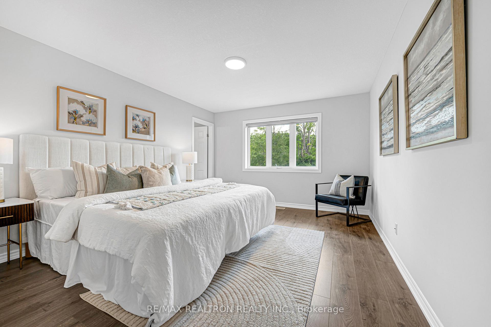 Photo 24 of 439 Avens Street, Waterloo, Columbia Forest/Clair Hills — HOMEH