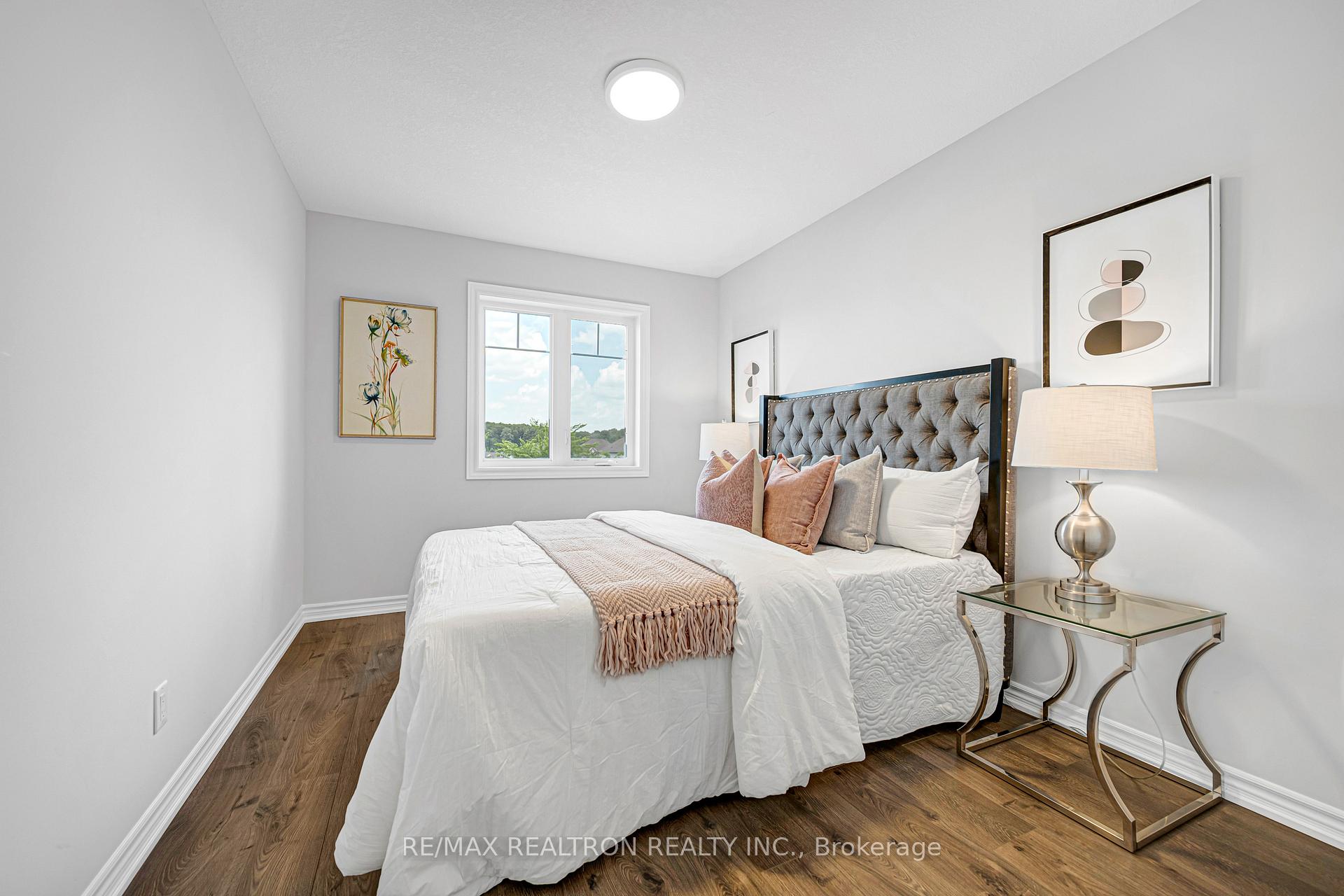 Photo 29 of 439 Avens Street, Waterloo, Columbia Forest/Clair Hills — HOMEH