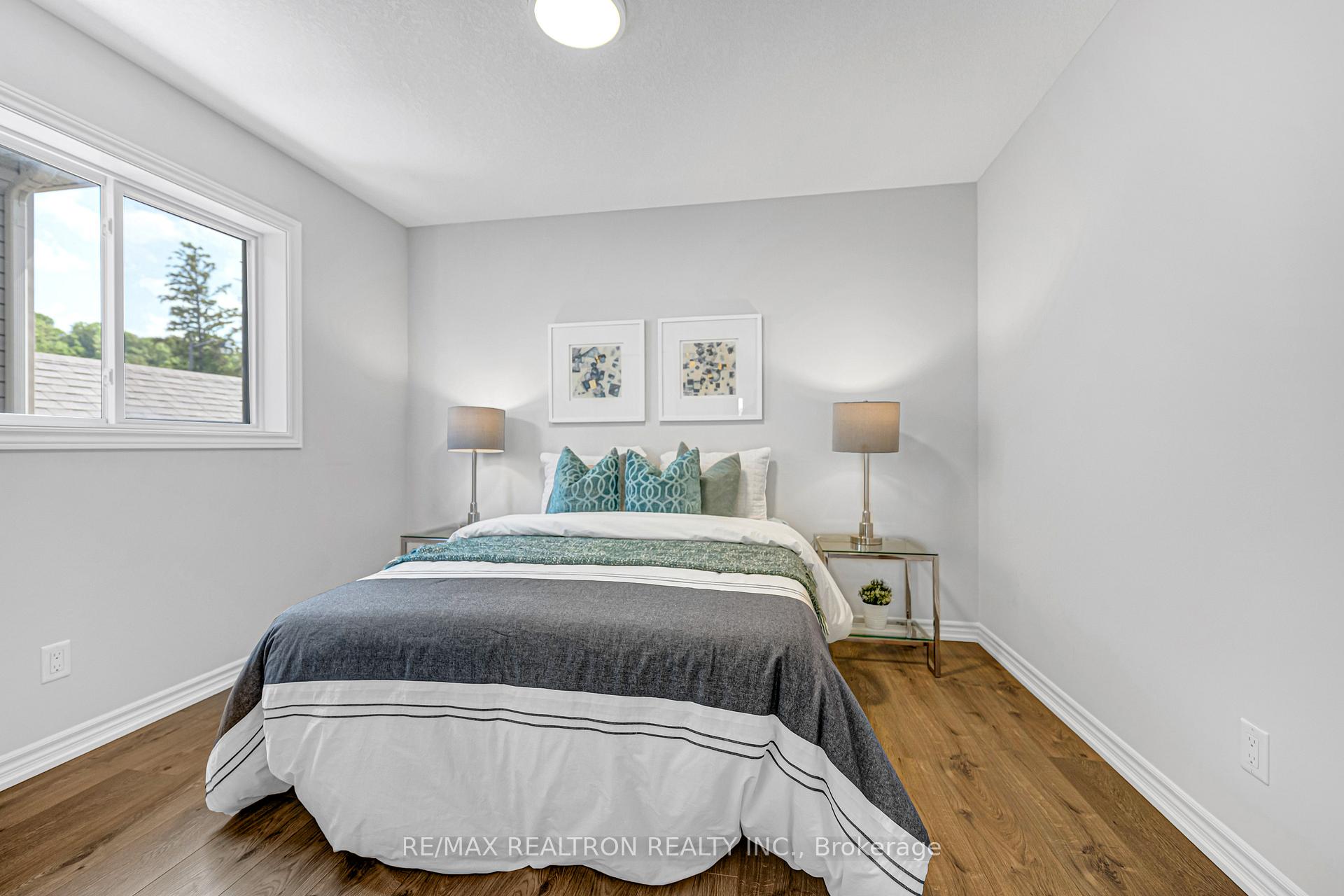 Photo 32 of 439 Avens Street, Waterloo, Columbia Forest/Clair Hills — HOMEH