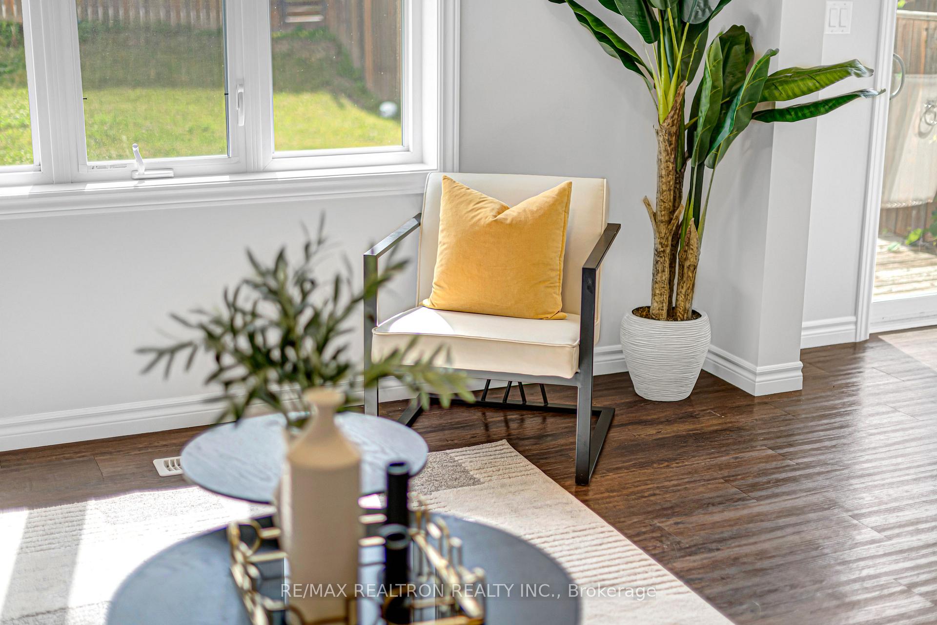 Photo 37 of 439 Avens Street, Waterloo, Columbia Forest/Clair Hills — HOMEH