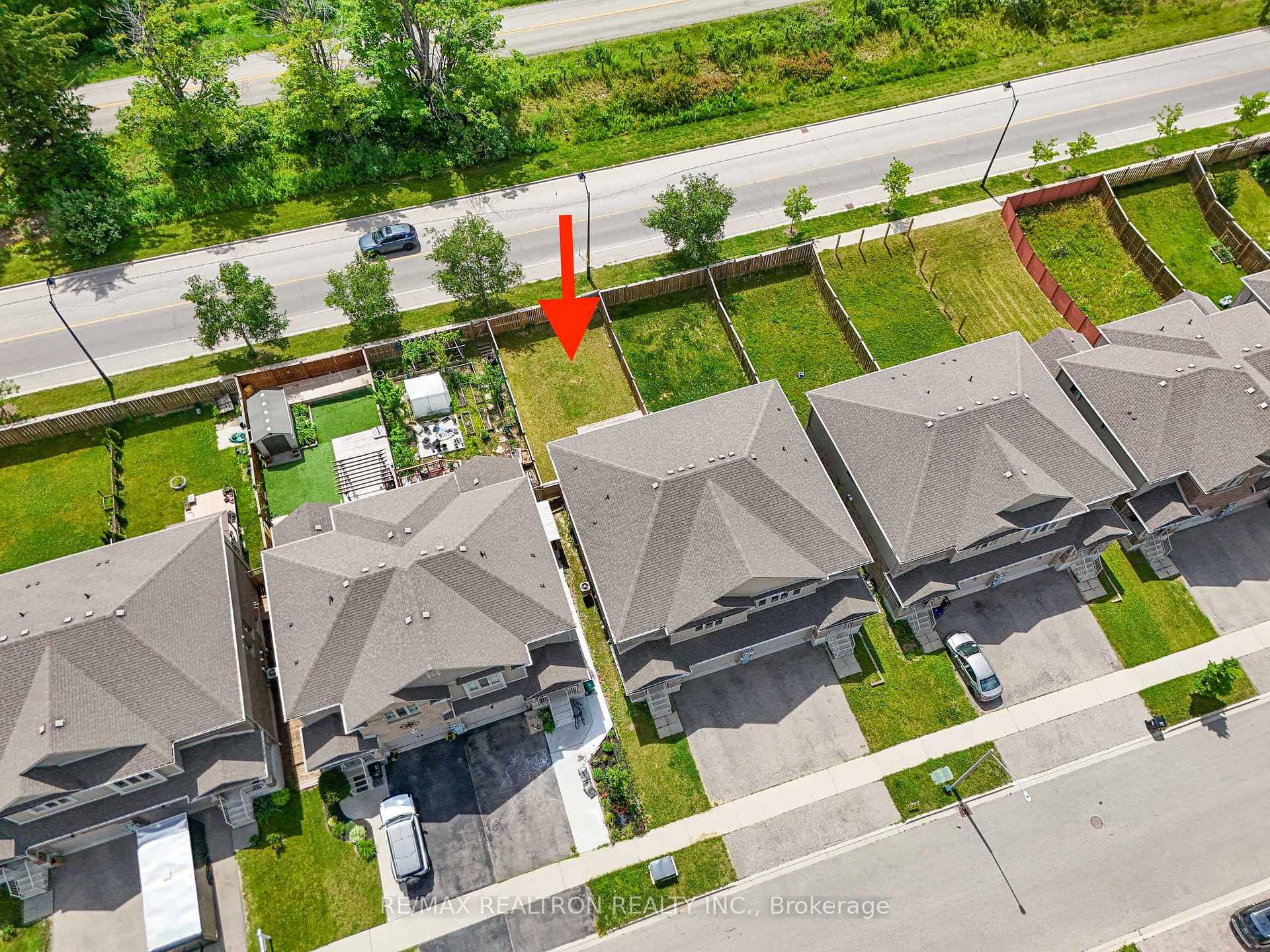 Photo 46 of 439 Avens Street, Waterloo, Columbia Forest/Clair Hills — HOMEH