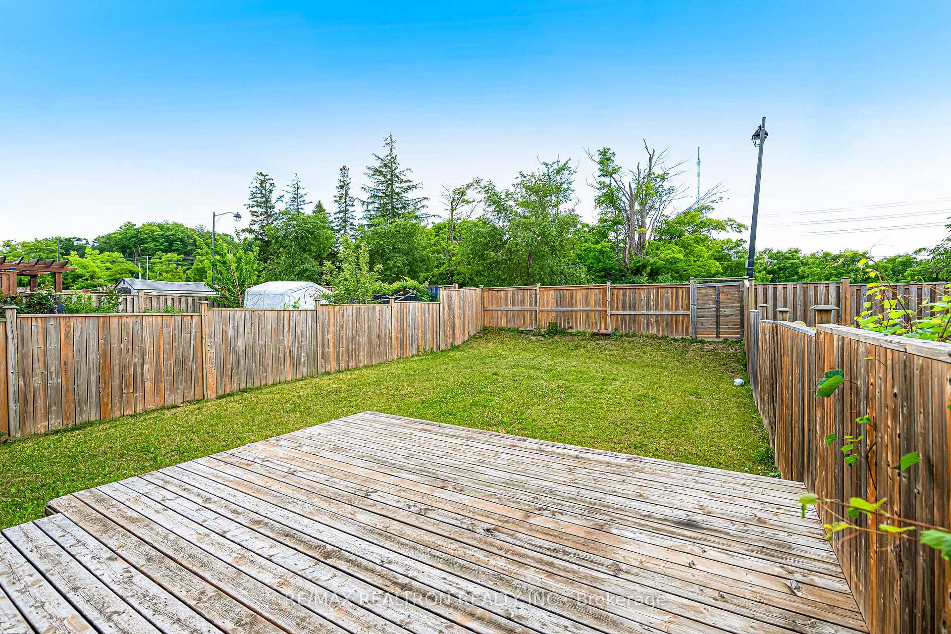 Photo 48 of 439 Avens Street, Waterloo, Columbia Forest/Clair Hills — HOMEH