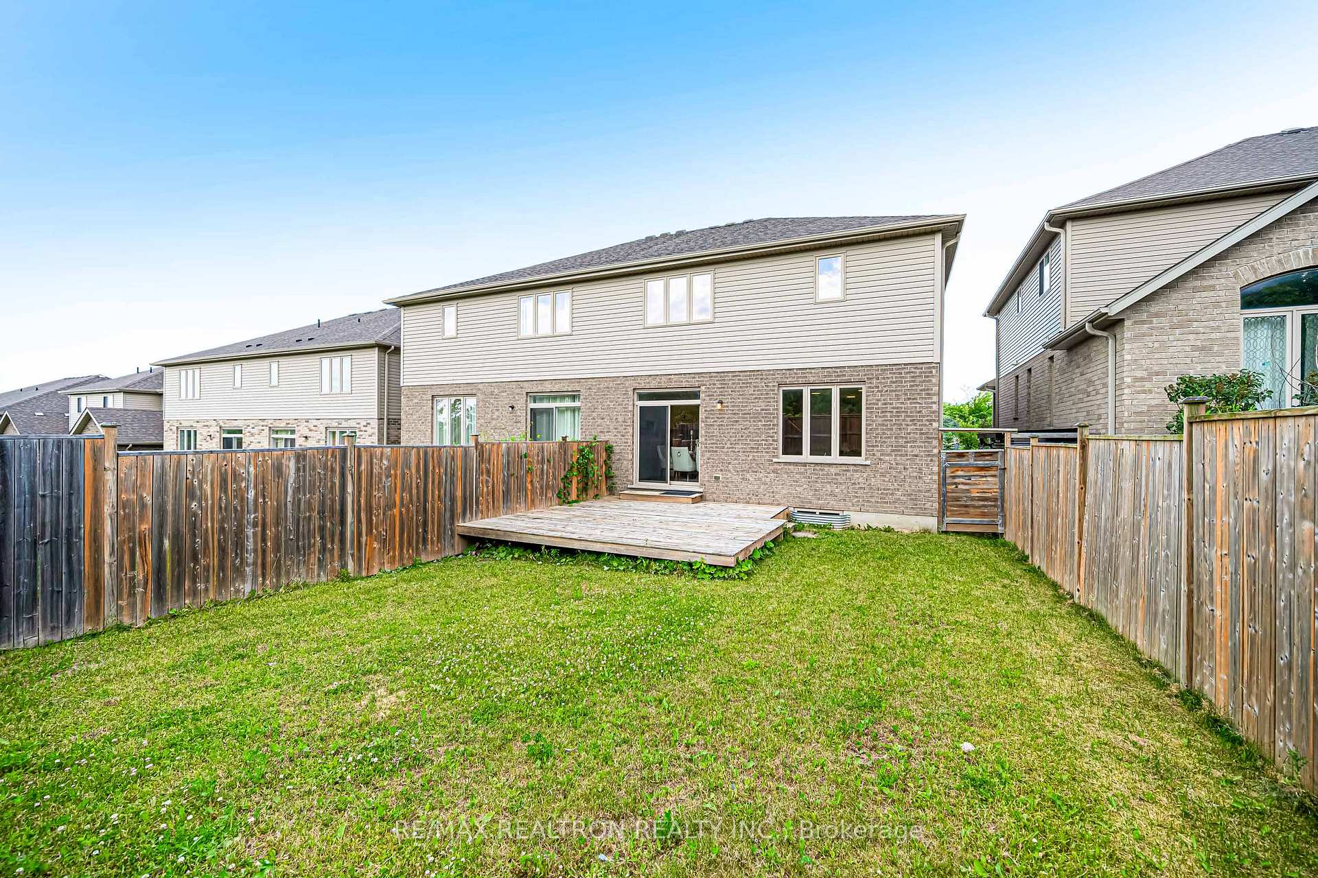 Photo 49 of 439 Avens Street, Waterloo, Columbia Forest/Clair Hills — HOMEH
