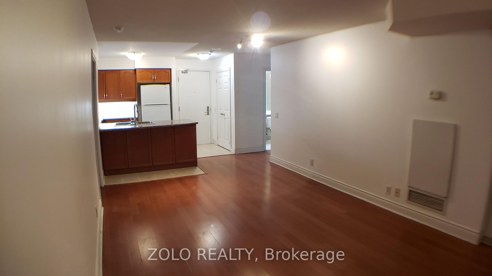 Photo 8 of Unit 511, 78 Harrison Garden Boulevard, North York, Willowdale East — HOMEH