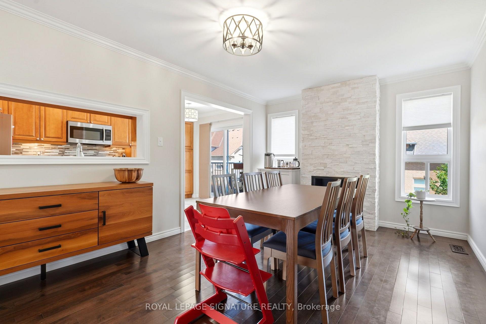 Photo 7 of 36 Moorefield Drive, Scarborough, Rouge — HOMEH