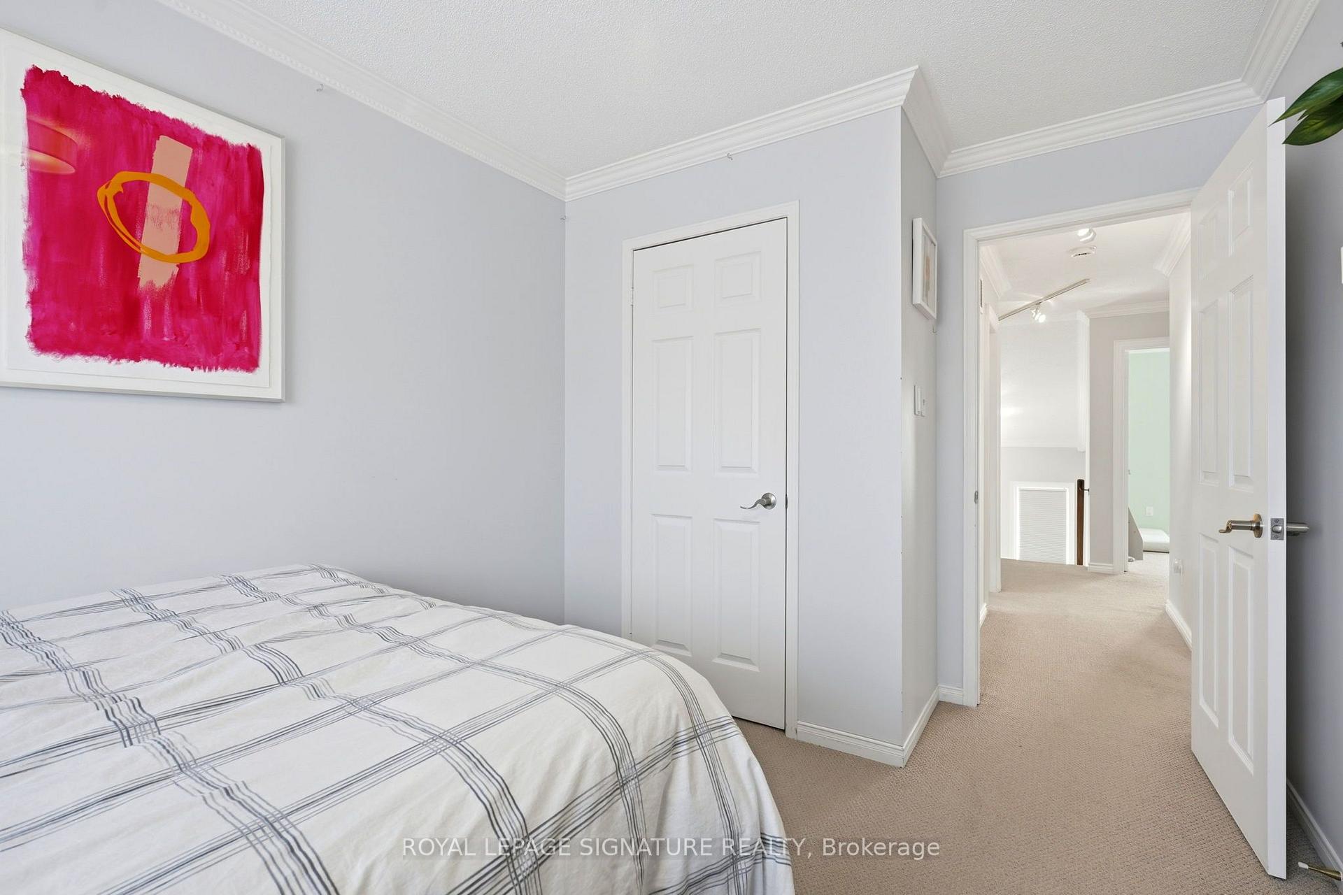 Photo 23 of 36 Moorefield Drive, Scarborough, Rouge — HOMEH