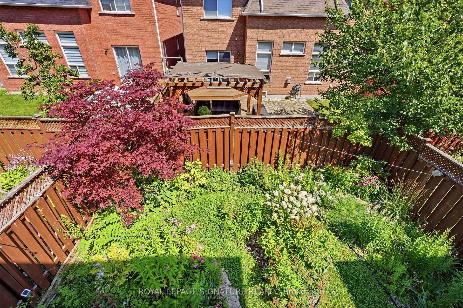 Photo 28 of 36 Moorefield Drive, Scarborough, Rouge — HOMEH
