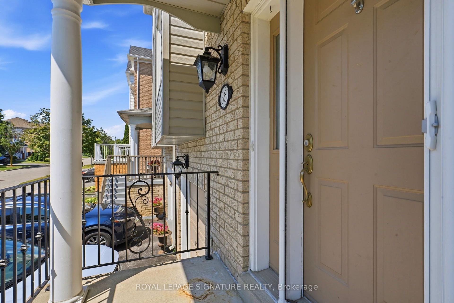 Photo 29 of 36 Moorefield Drive, Scarborough, Rouge — HOMEH