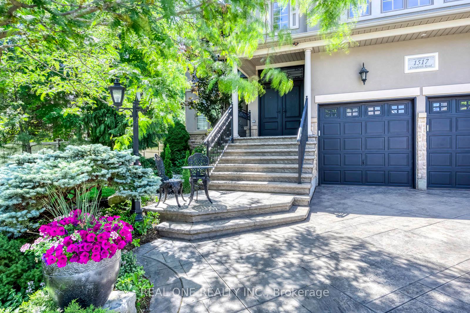 Photo 4 of 1517 Craigleith Road, Oakville, Joshua Creek — HOMEH
