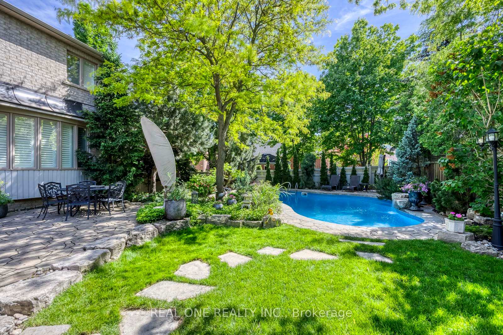 Photo 44 of 1517 Craigleith Road, Oakville, Joshua Creek — HOMEH