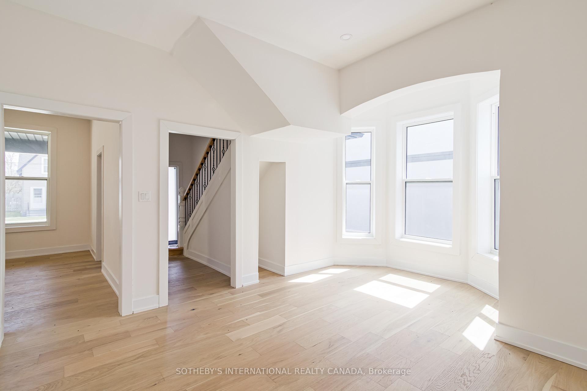 Photo 11 of 64 Birch Street, Collingwood — HOMEH