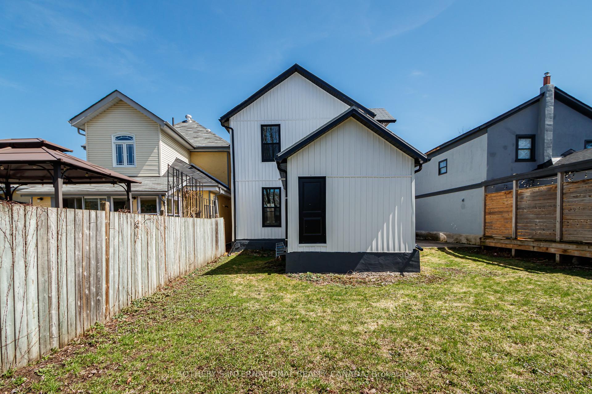 Photo 39 of 64 Birch Street, Collingwood — HOMEH
