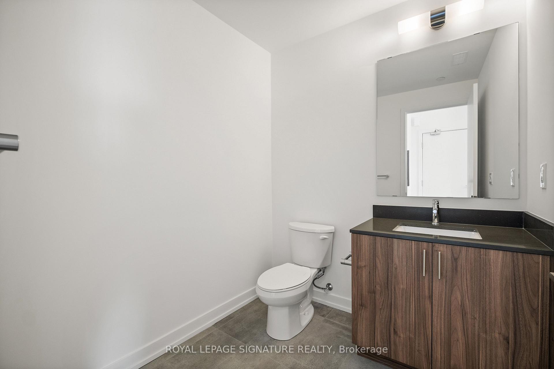 Photo 6 of Unit 310, 9 Walder Lane, Richmond Hill, Rural Richmond Hill — HOMEH