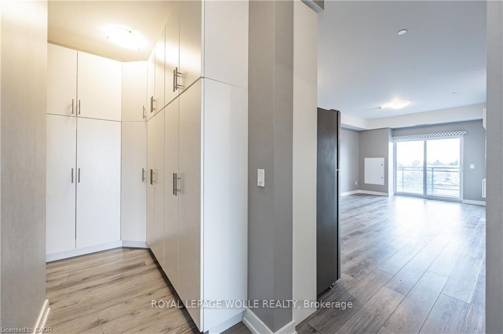 Photo 4 of Unit 302, 255 Northfield Drive E, Waterloo, Colonial Acres — HOMEH