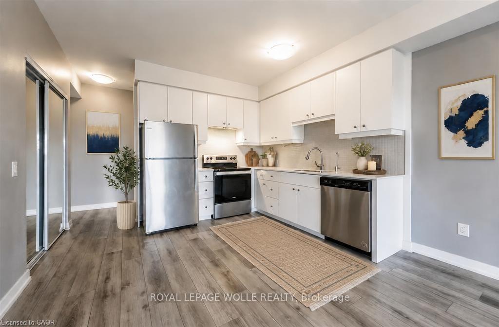Photo 13 of Unit 302, 255 Northfield Drive E, Waterloo, Colonial Acres — HOMEH
