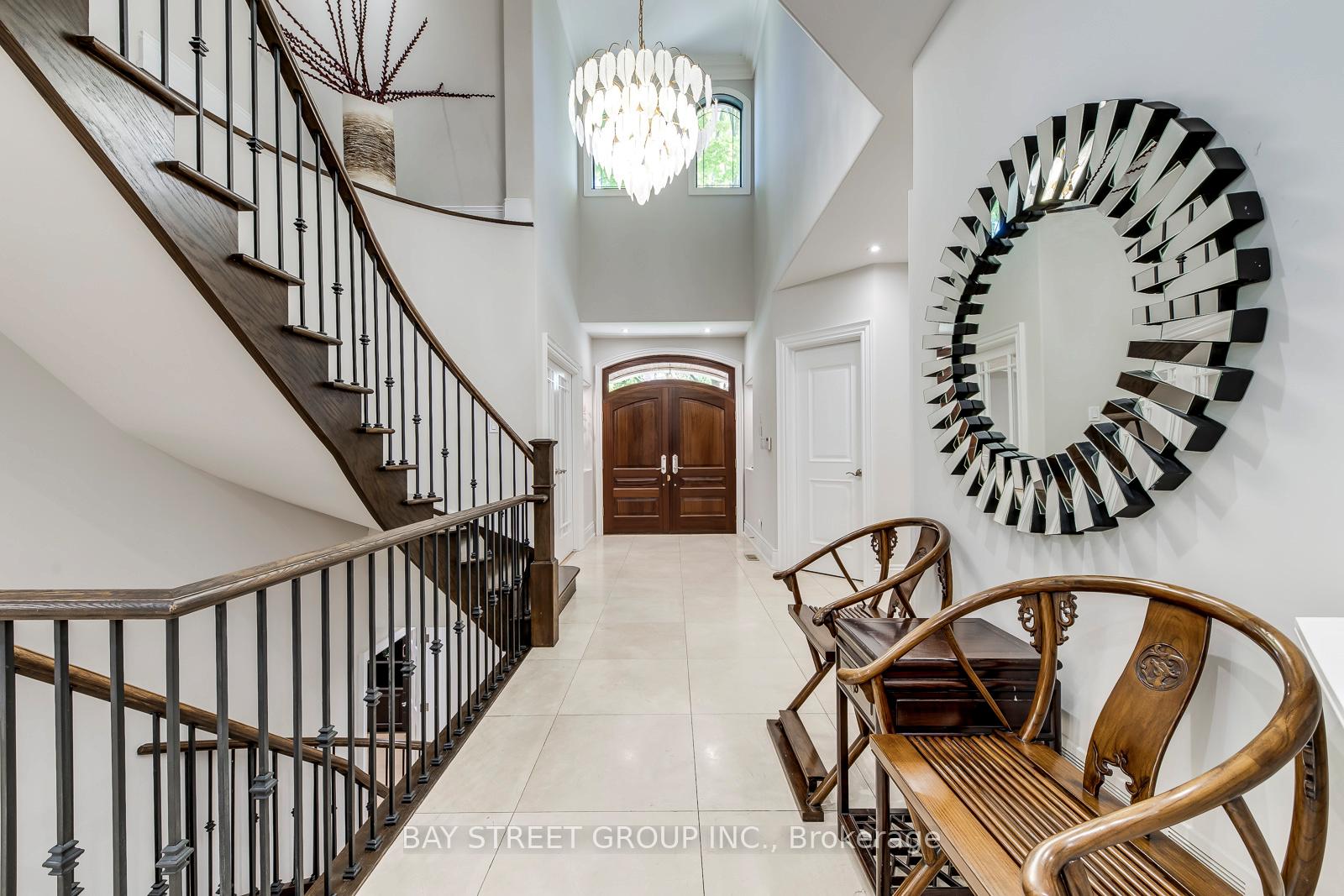 Photo 13 of 452 Avon Crescent, Oakville, Morrison — HOMEH