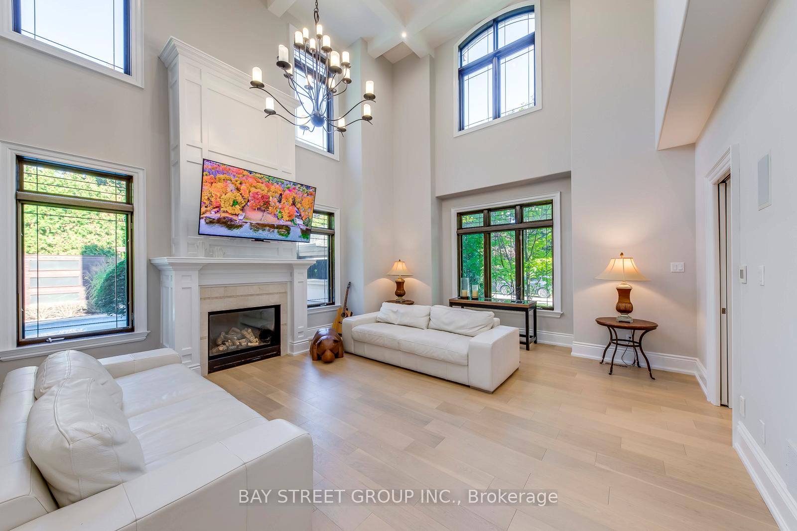 Photo 15 of 452 Avon Crescent, Oakville, Morrison — HOMEH
