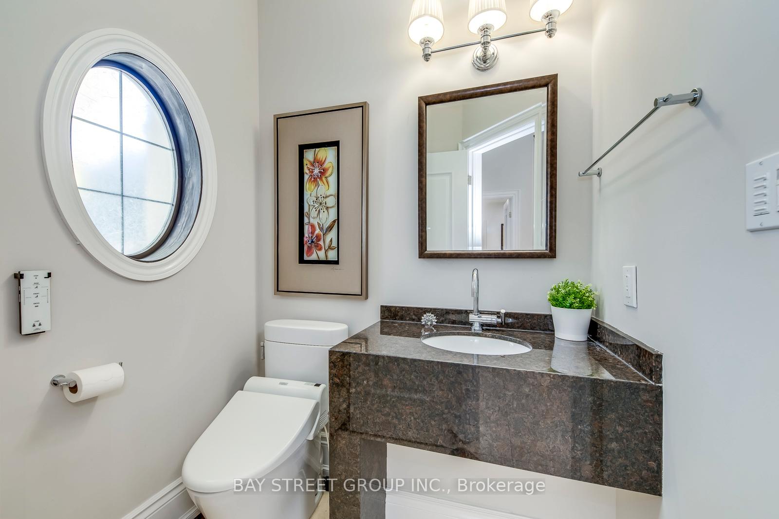 Photo 27 of 452 Avon Crescent, Oakville, Morrison — HOMEH