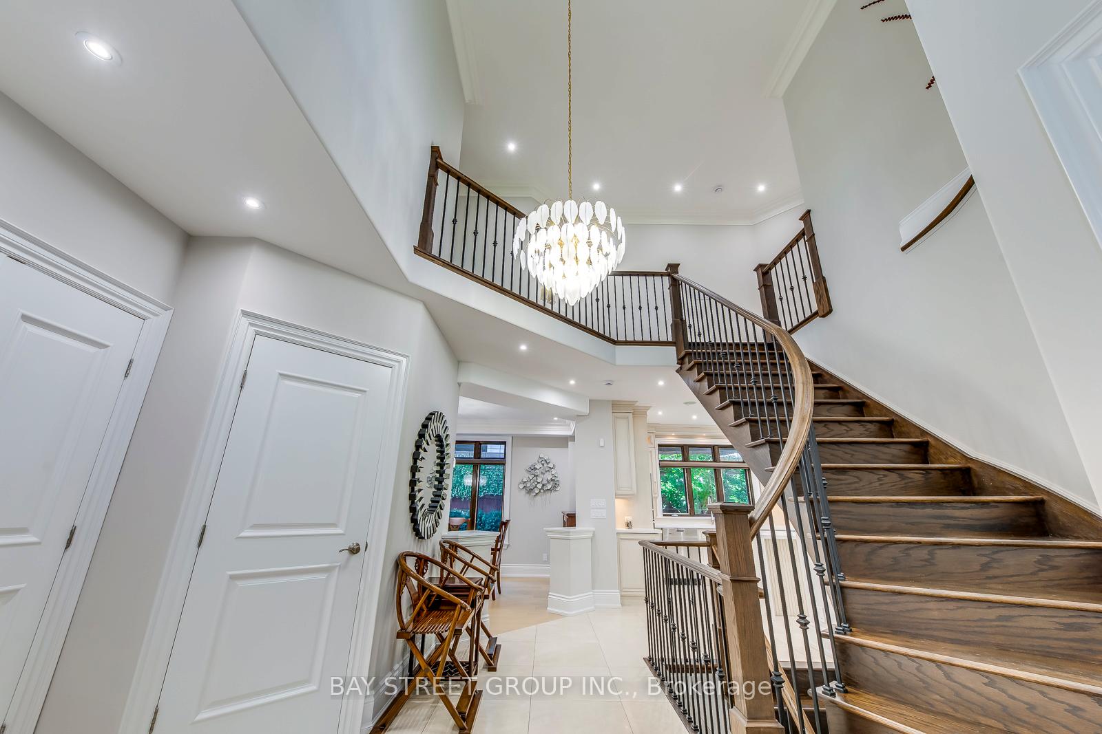 Photo 29 of 452 Avon Crescent, Oakville, Morrison — HOMEH