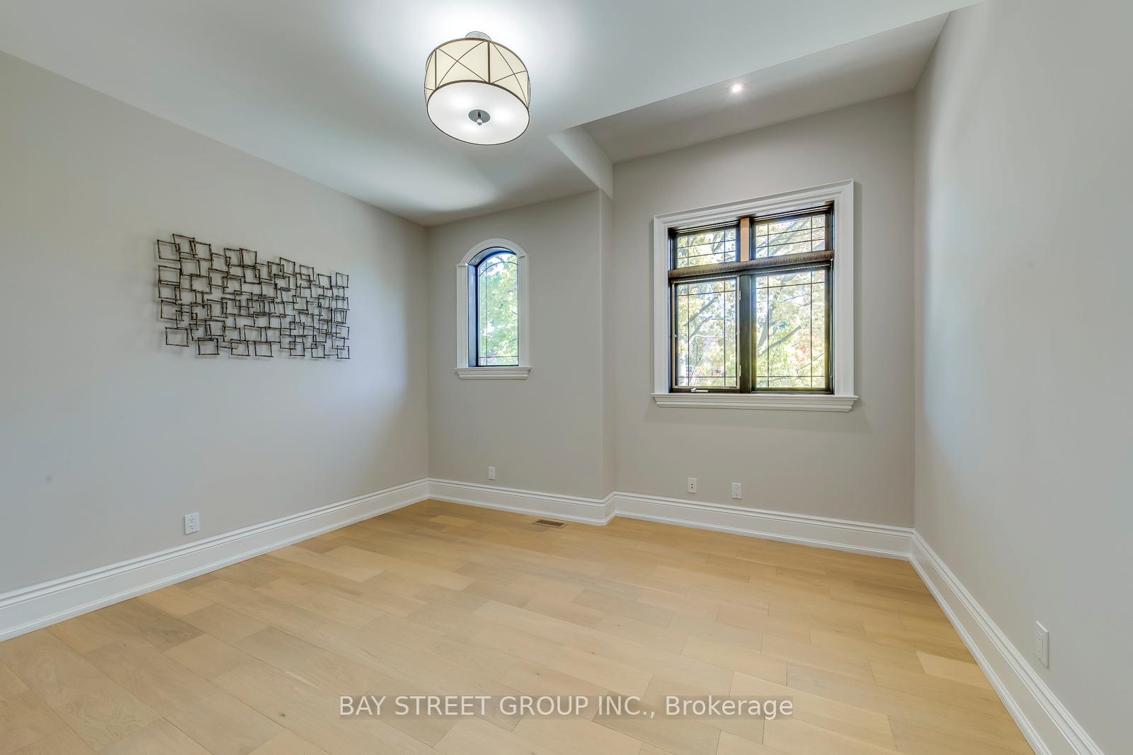 Photo 43 of 452 Avon Crescent, Oakville, Morrison — HOMEH