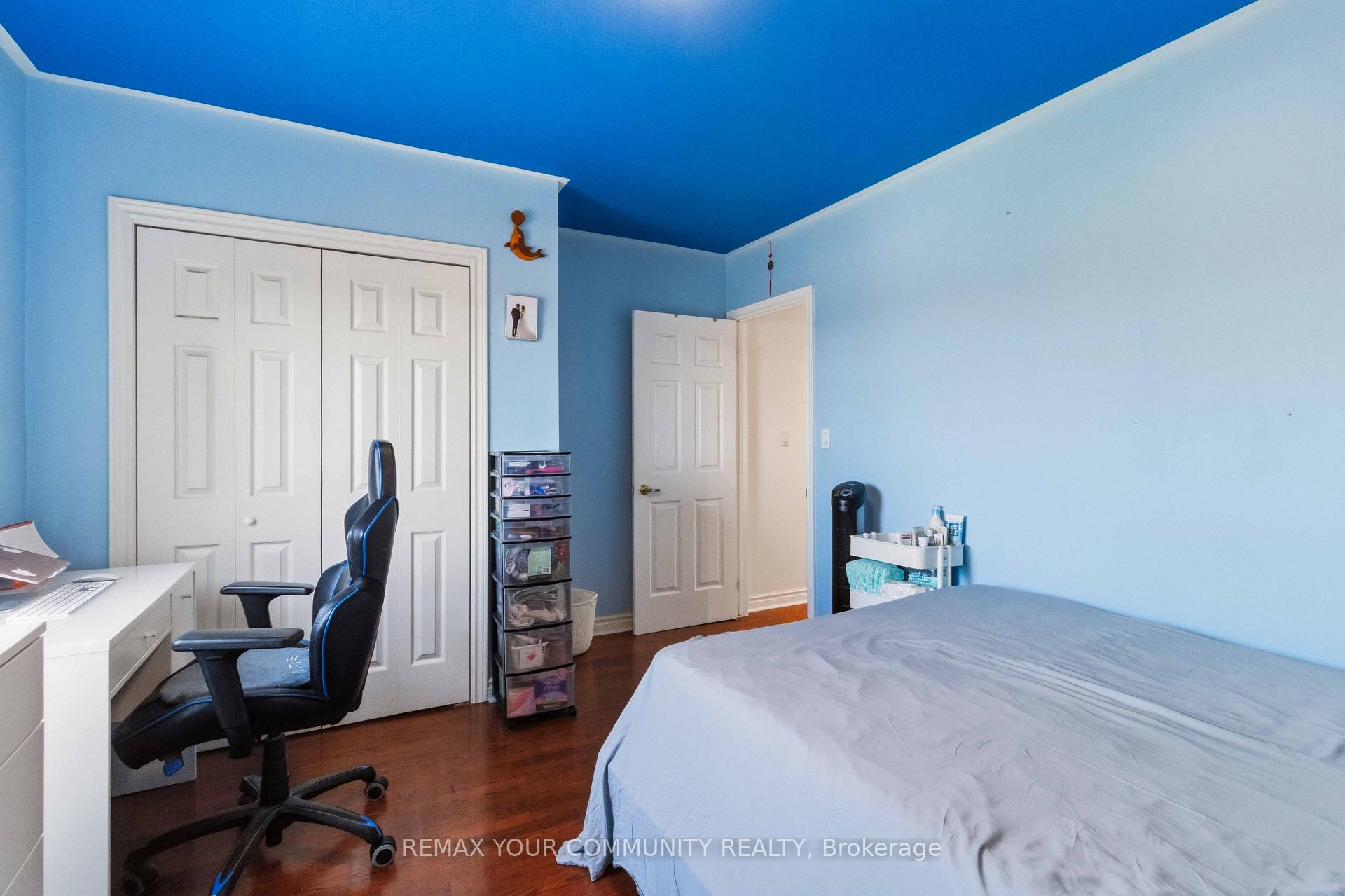 Photo 20 of 32 Kirknewton Road, Toronto, Caledonia-Fairbank — HOMEH