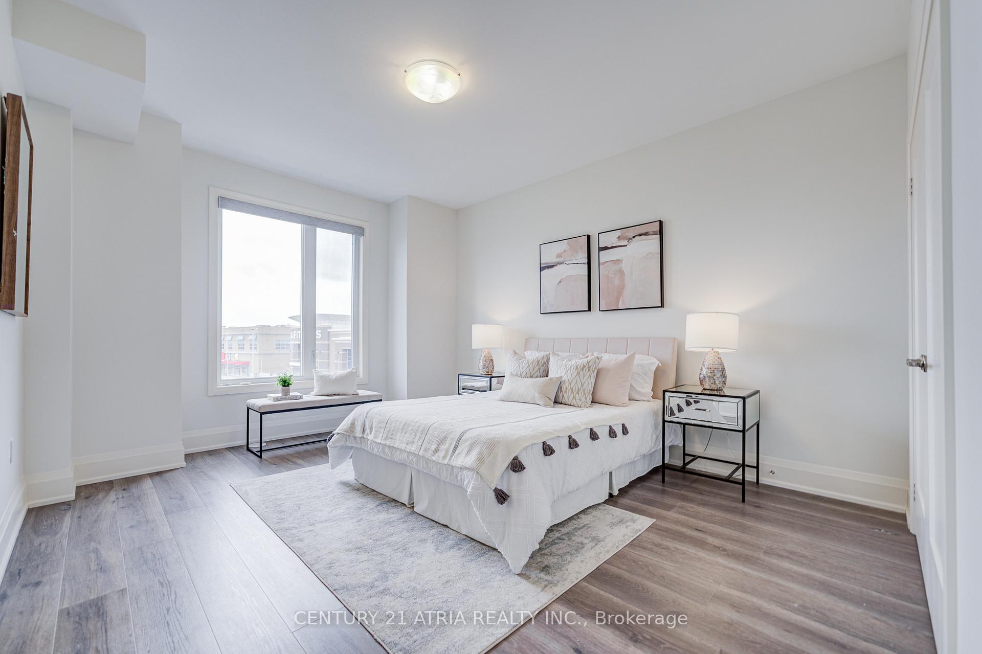 Photo 23 of 49 Cohen Way, Vaughan, Patterson — HOMEH