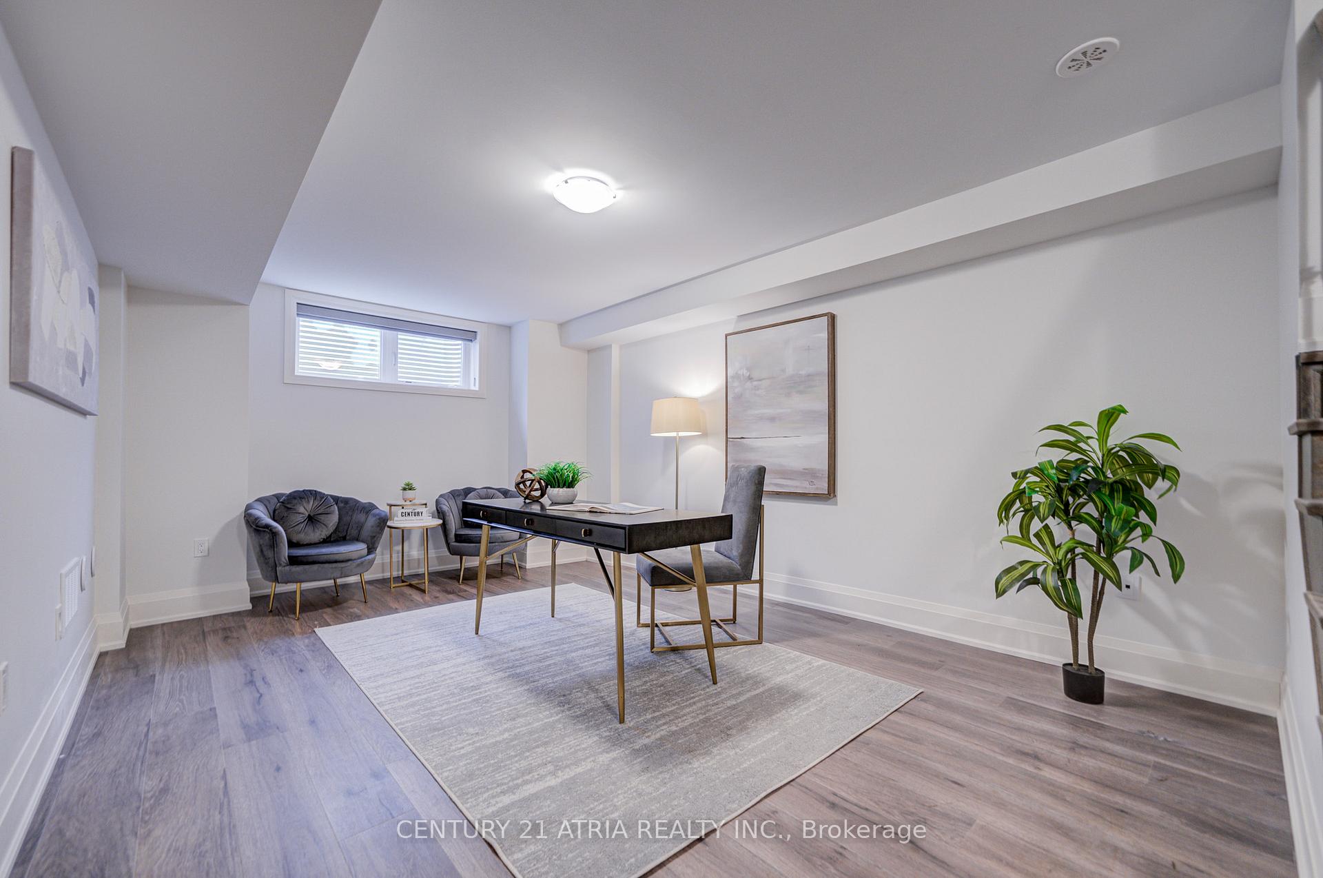 Photo 29 of 49 Cohen Way, Vaughan, Patterson — HOMEH