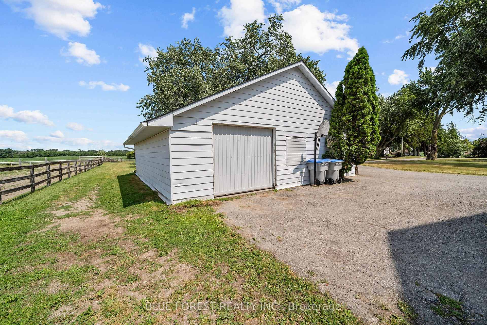 Photo 14 of 12798 Eight Mile Road, Middlesex Centre, Arva — HOMEH