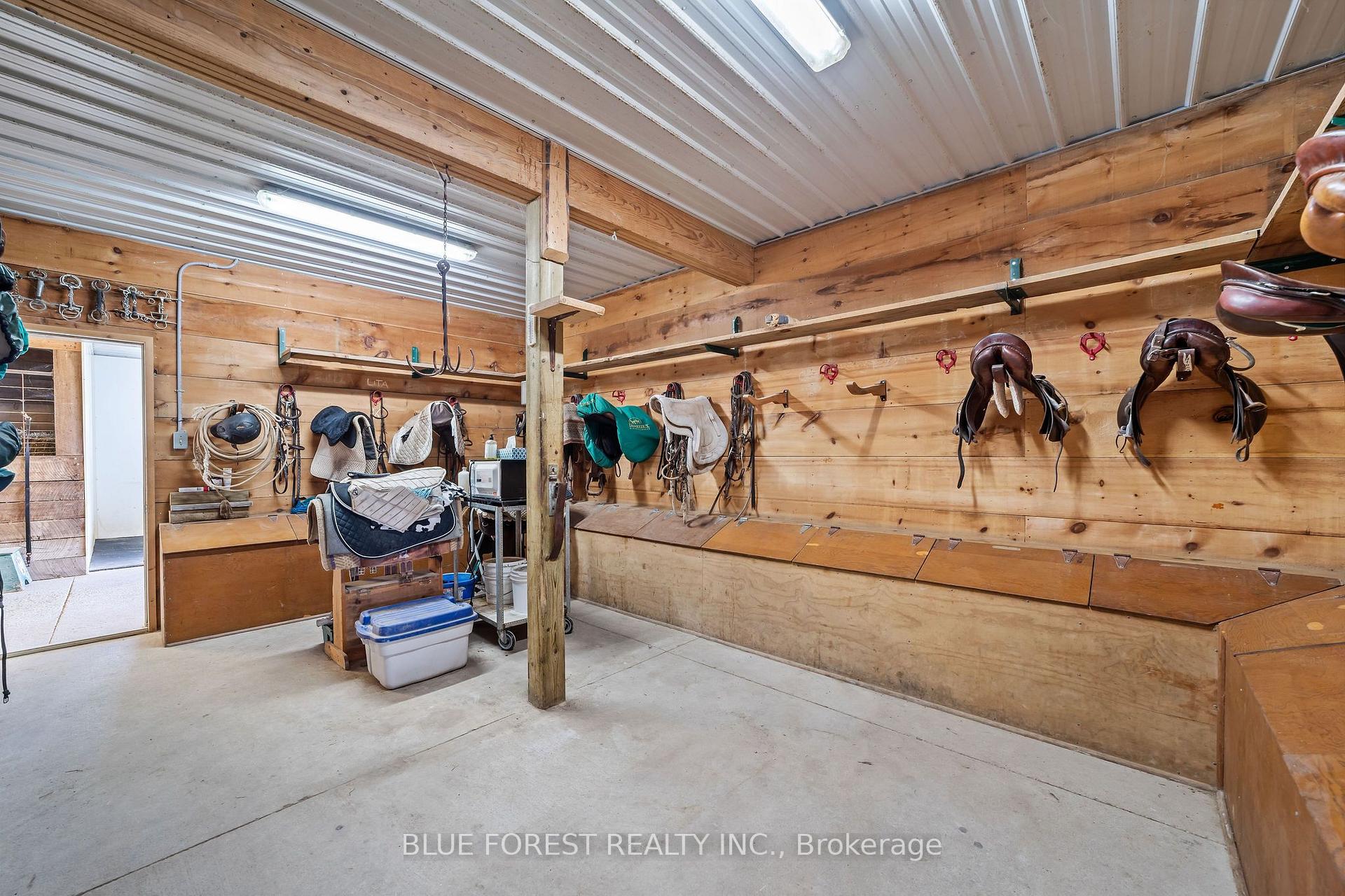 Photo 24 of 12798 Eight Mile Road, Middlesex Centre, Arva — HOMEH