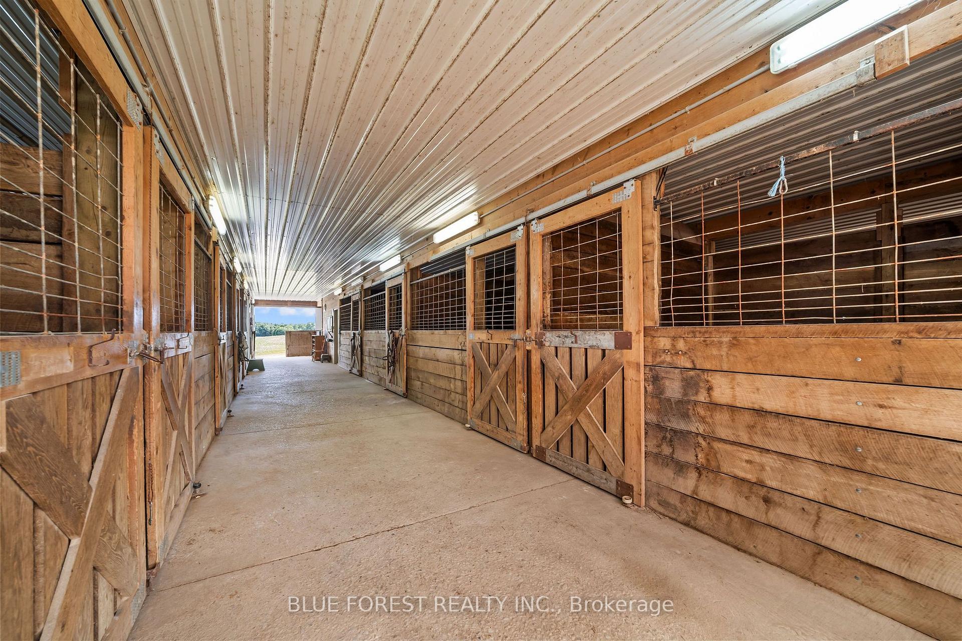 Photo 26 of 12798 Eight Mile Road, Middlesex Centre, Arva — HOMEH