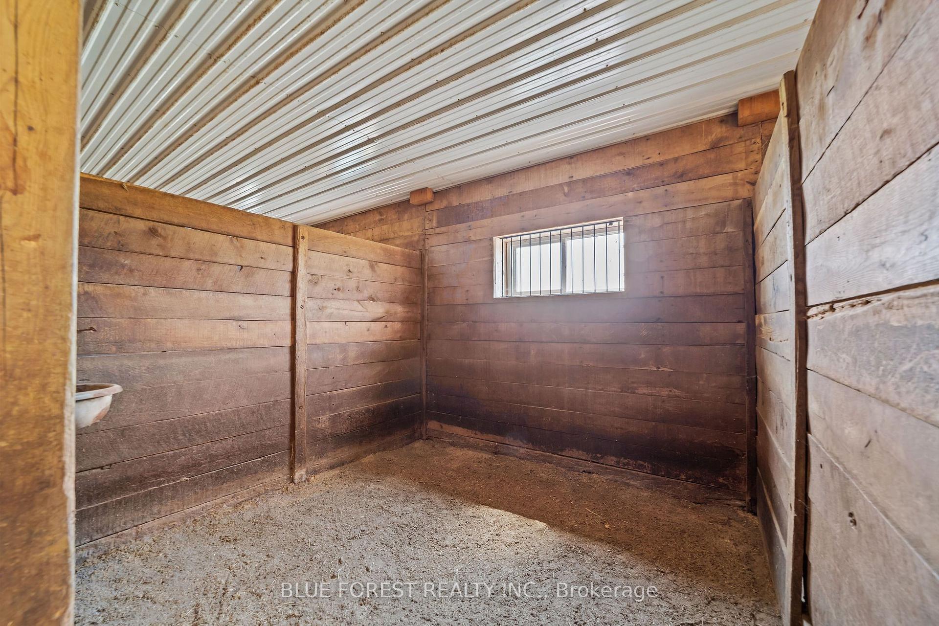 Photo 28 of 12798 Eight Mile Road, Middlesex Centre, Arva — HOMEH