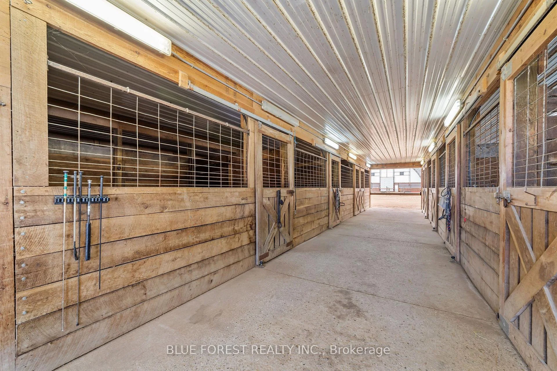 Photo 25 of 12798 Eight Mile Road, Middlesex Centre, Arva — HOMEH